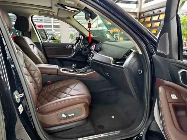 BMW X5 — Фото автомобиля 7