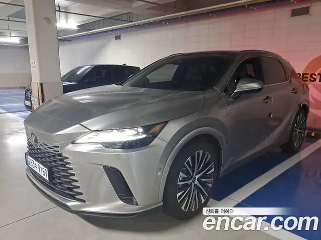 Lexus RX RX450h+ 5th Gen — Фото автомобиля 4