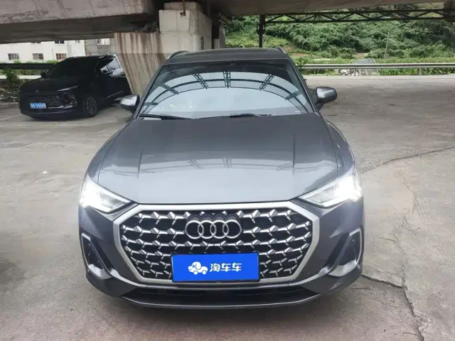 Audi Q3 — Фото автомобиля 2