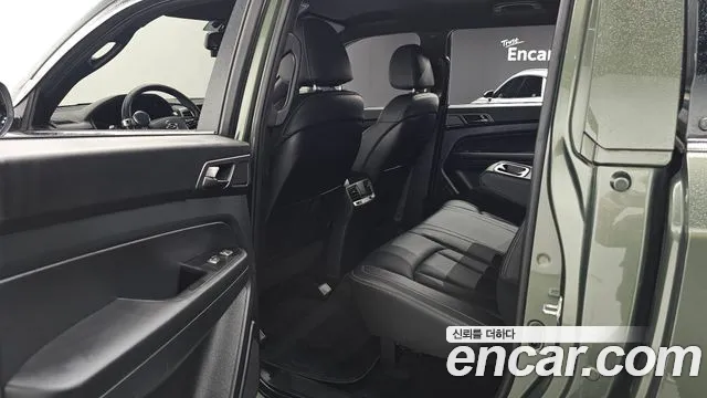 KG_Mobility_Ssangyong Rexton Новый Rexton Sport Khan Дизель 2.2 4WD — Фото автомобиля 12