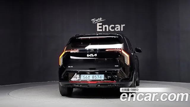 Kia EV3 — Фото автомобиля 4