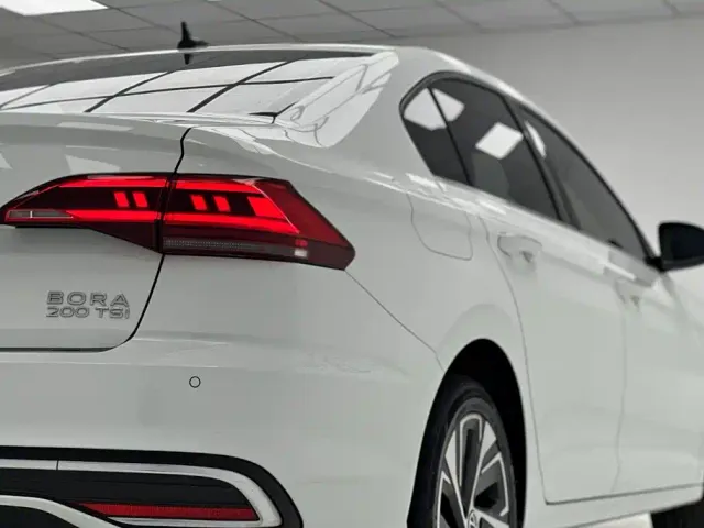 Volkswagen Bora — Фото автомобиля 10