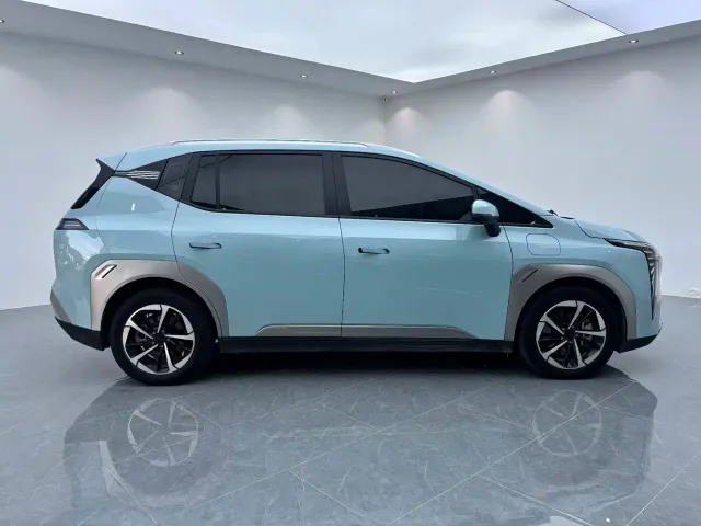 GAC Aion Y — Фото автомобиля 16