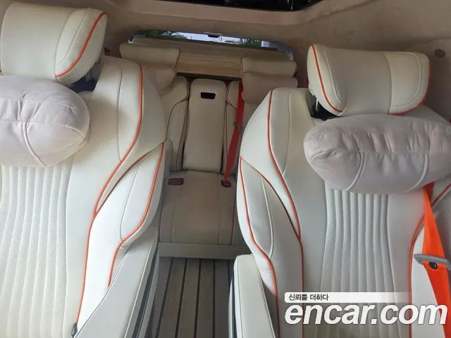 Kia Carnival Generation 4 — Фото автомобиля 11