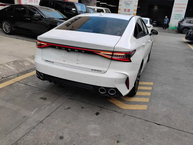 Chery Arrizo 8 — Фото автомобиля 11