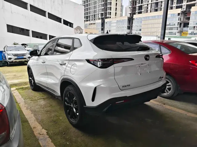 Changan X5 Plus — Фото автомобиля 10