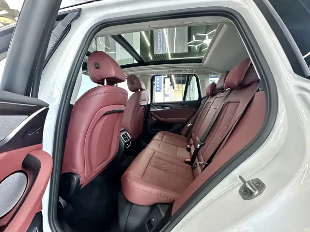 BMW X3 — Фото автомобиля 13