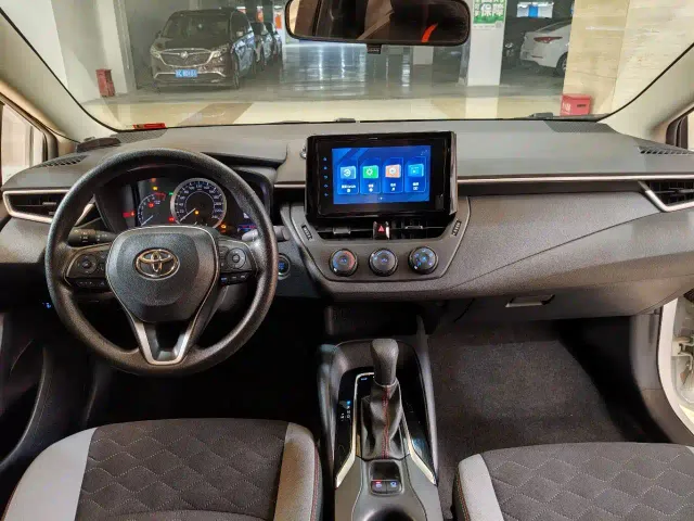 Toyota Corolla — Фото автомобиля 10