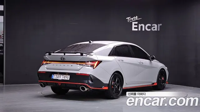Hyundai AVANTE — Фото автомобиля 2