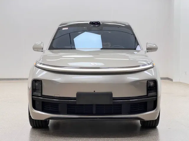 Li Auto L9 — Фото автомобиля 2