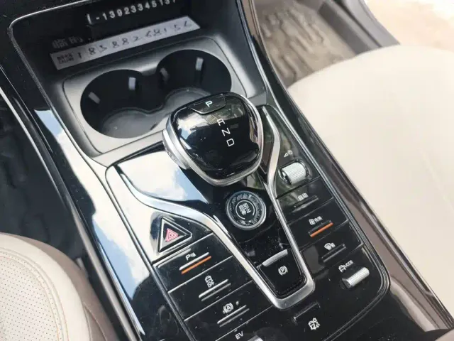 BYD Qin PLUS — Фото автомобиля 10