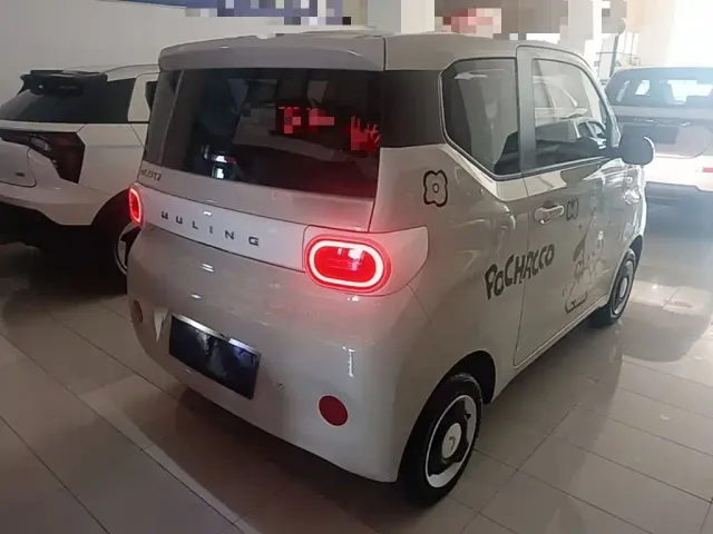 Wuling Hongguang Mini EV — Фото автомобиля 6