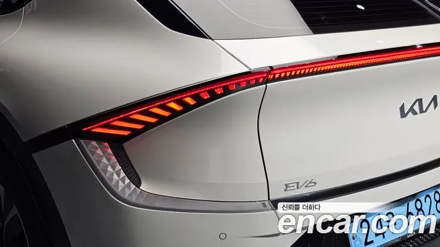 Kia EV6 — Фото автомобиля 21
