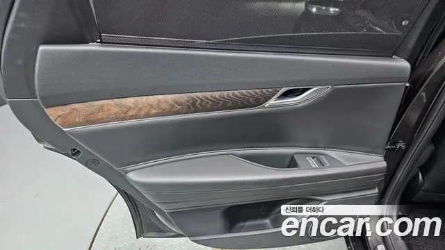 Genesis G80 Бензин 2.5 турбо AWD — Фото автомобиля 24