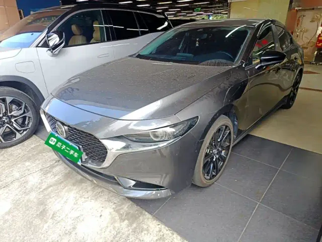 Фотография автомобиля — Mazda Axela