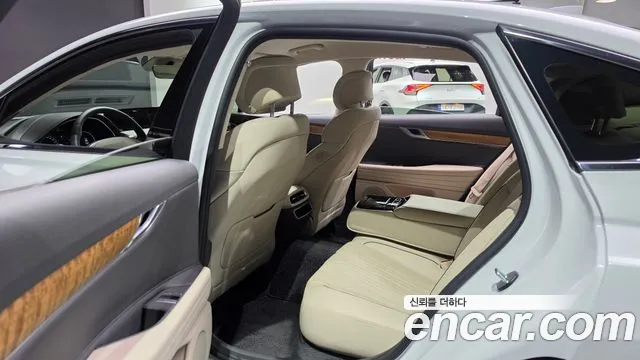 Genesis G80 RG3 — Фото автомобиля 16