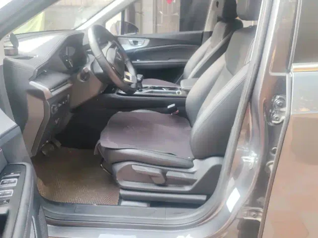 Wuling Jiachen — Фото автомобиля 9