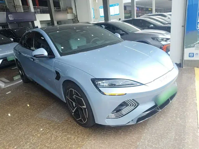 BYD Seal — Фото автомобиля 3
