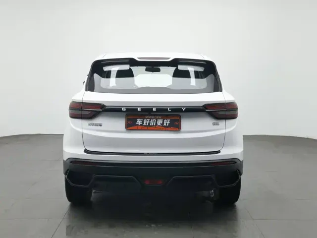 Geely Binyue — Фото автомобиля 4