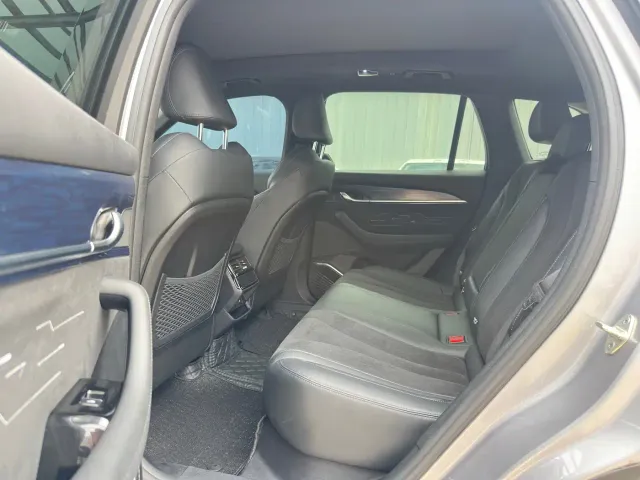 Geely Xingyue L — Фото автомобиля 6