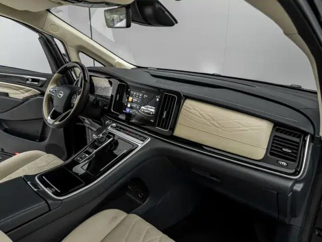 GAC Trumpchi M8 — Фото автомобиля 19