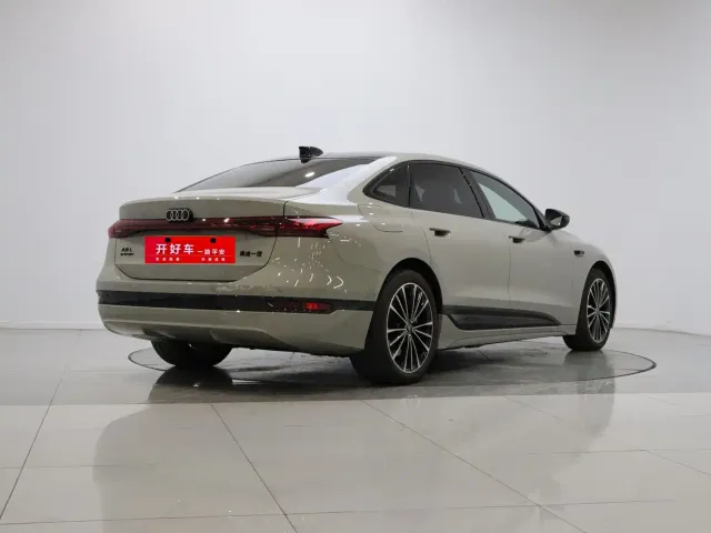 Audi A6L e-tron — Фото автомобиля 5