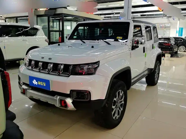 BAIC BJ40 — Фото автомобиля 2