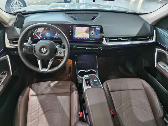 BMW X1 — Фото автомобиля 14