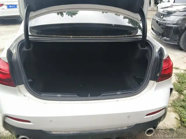 BMW 1 Series — Фото автомобиля 4