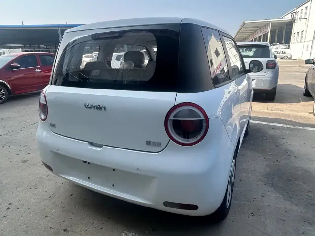 Changan Lumin — Фото автомобиля 6