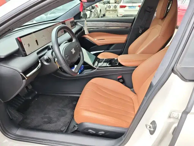 IM Motors L7 — Фото автомобиля 7