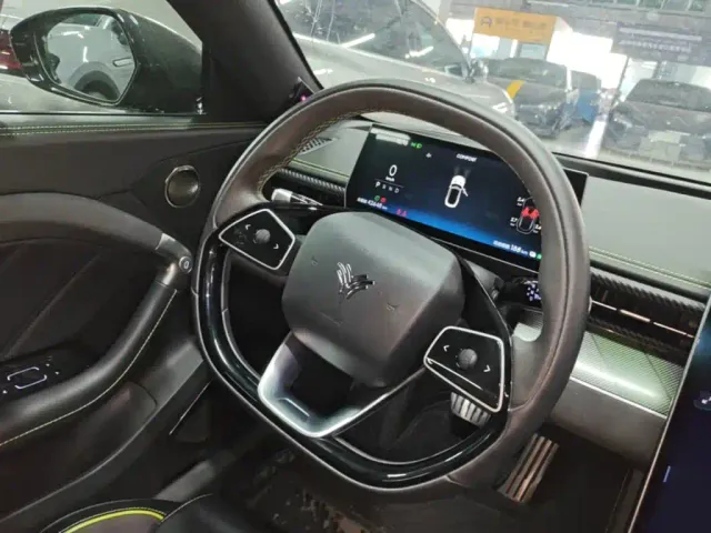 Hozon Neta GT — Фото автомобиля 10