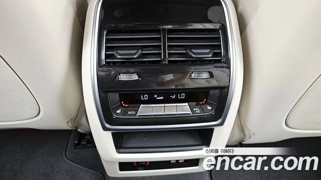 BMW X7 — Фото автомобиля 18