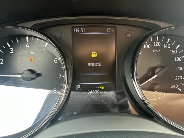 Nissan X-Trail — Фото автомобиля 9
