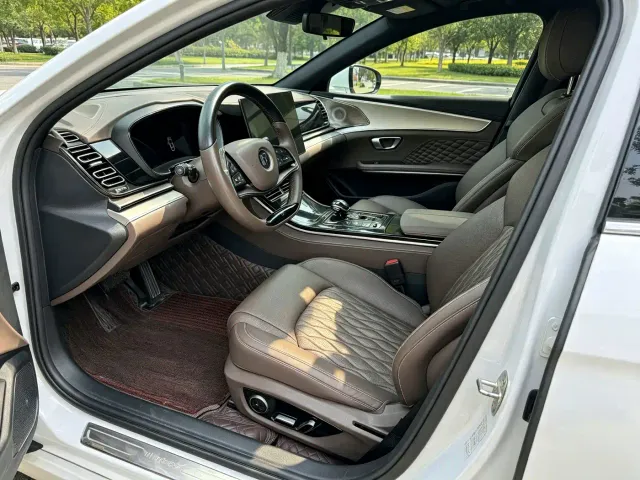 BYD Han — Фото автомобиля 8