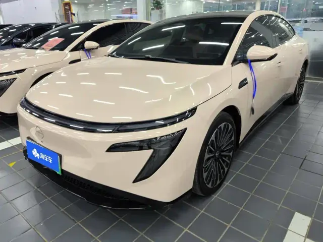 Фотография автомобиля — Nissan N7