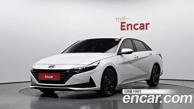 Hyundai AVANTE Avante (CN7) — Фото автомобиля 3