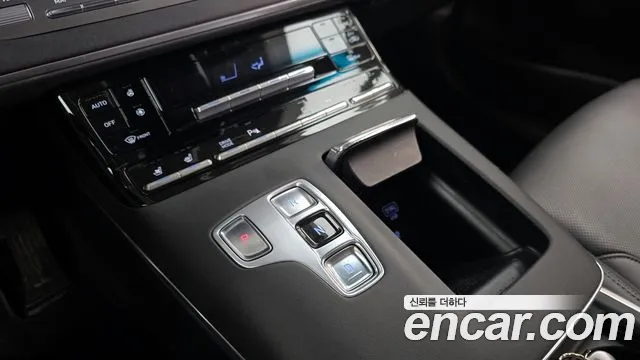 Hyundai Grandeur — Фото автомобиля 9