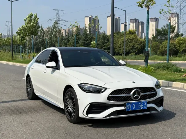 Mercedes-Benz C-Class — Фото автомобиля 3