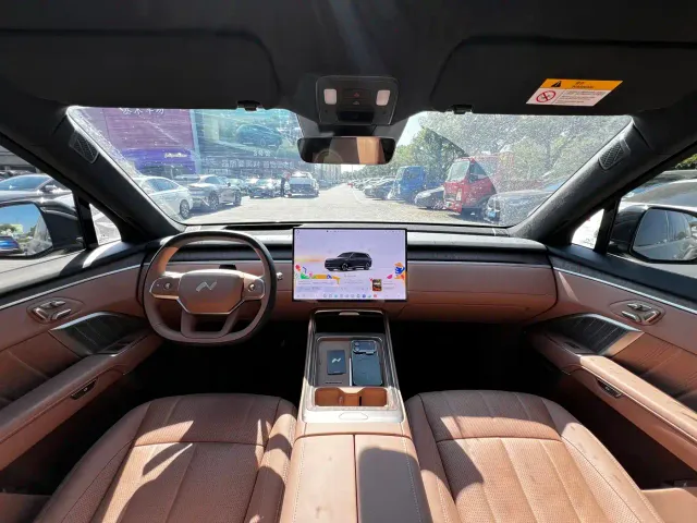 Onvo L90 — Фото автомобиля 6
