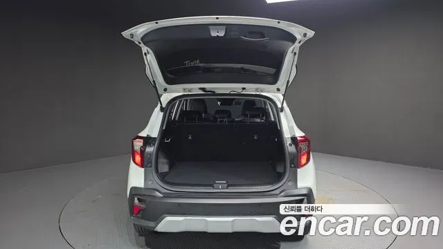 Kia Seltos — Фото автомобиля 25