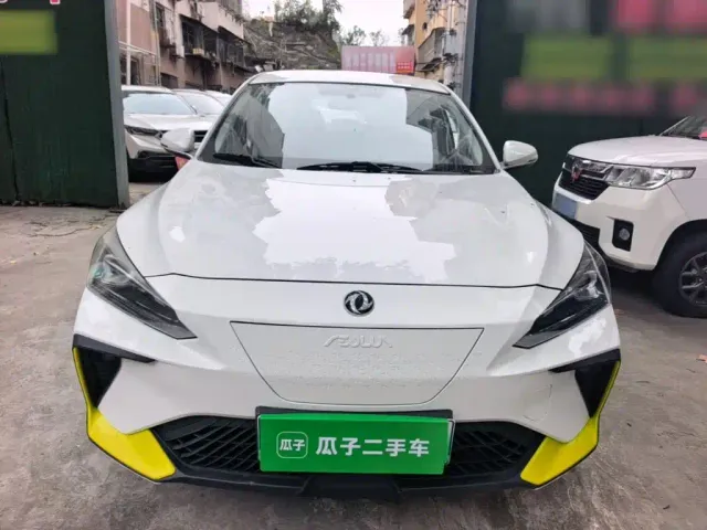 Dongfeng Fengshen E70 — Фото автомобиля 2