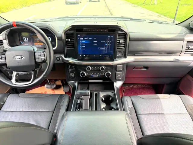 Ford F-150 Raptor — Фото автомобиля 8