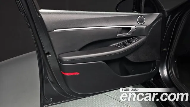 Hyundai Sonata — Фото автомобиля 13