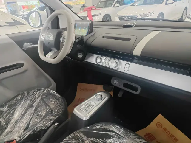 Changan Lumin — Фото автомобиля 11