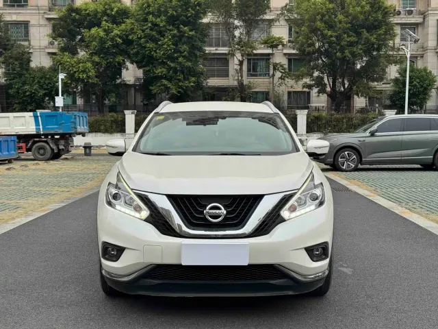 Nissan Murano — Фото автомобиля 2