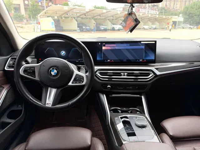 BMW 3 Series — Фото автомобиля 7
