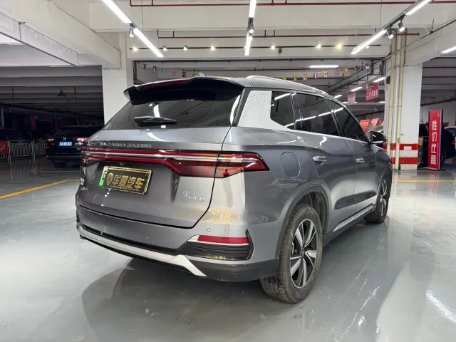 BYD Song Pro — Фото автомобиля 6