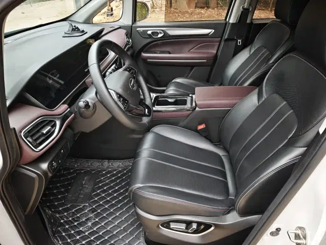 GAC Trumpchi M6 — Фото автомобиля 7