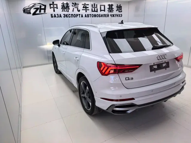 Audi Q3 — Фото автомобиля 12